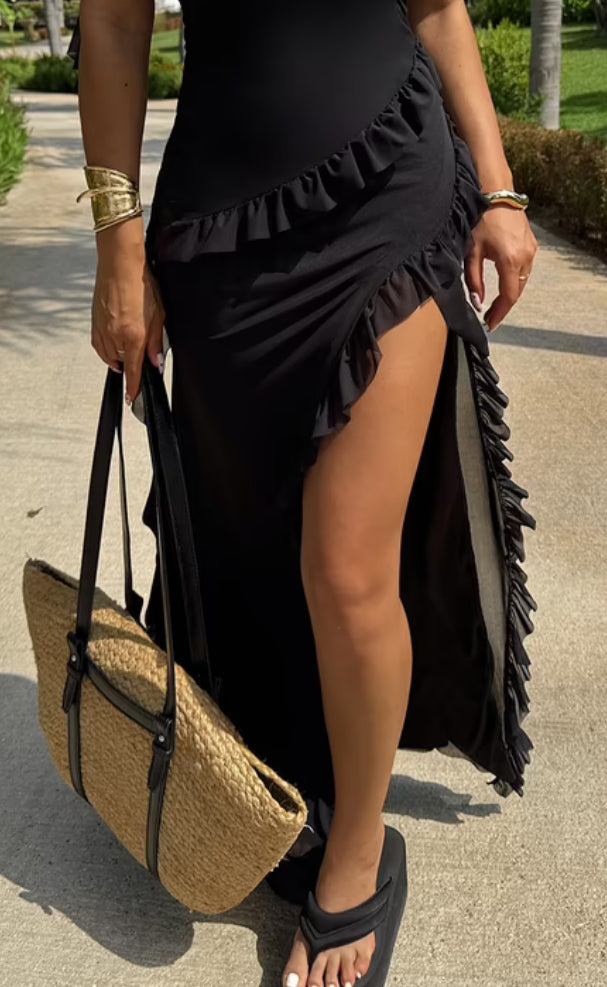 Black maxy dress